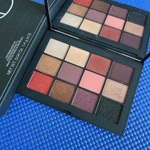 Nars extreme effect palette